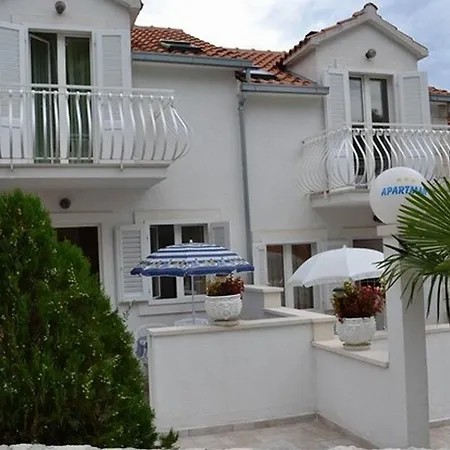 16097b Apartment Sutivan
